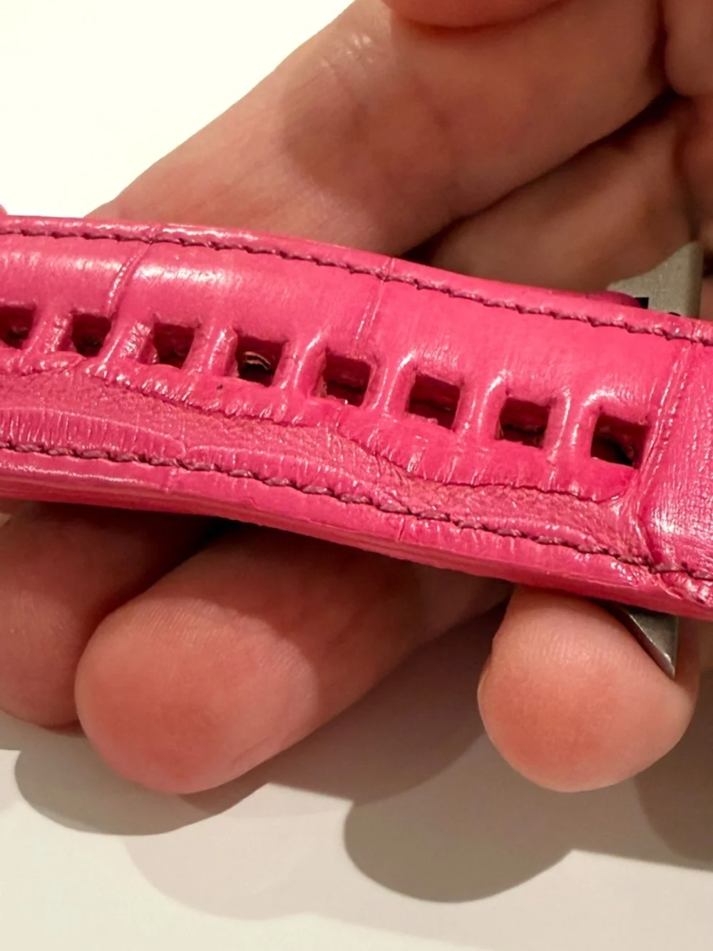 Abas genuine alligator